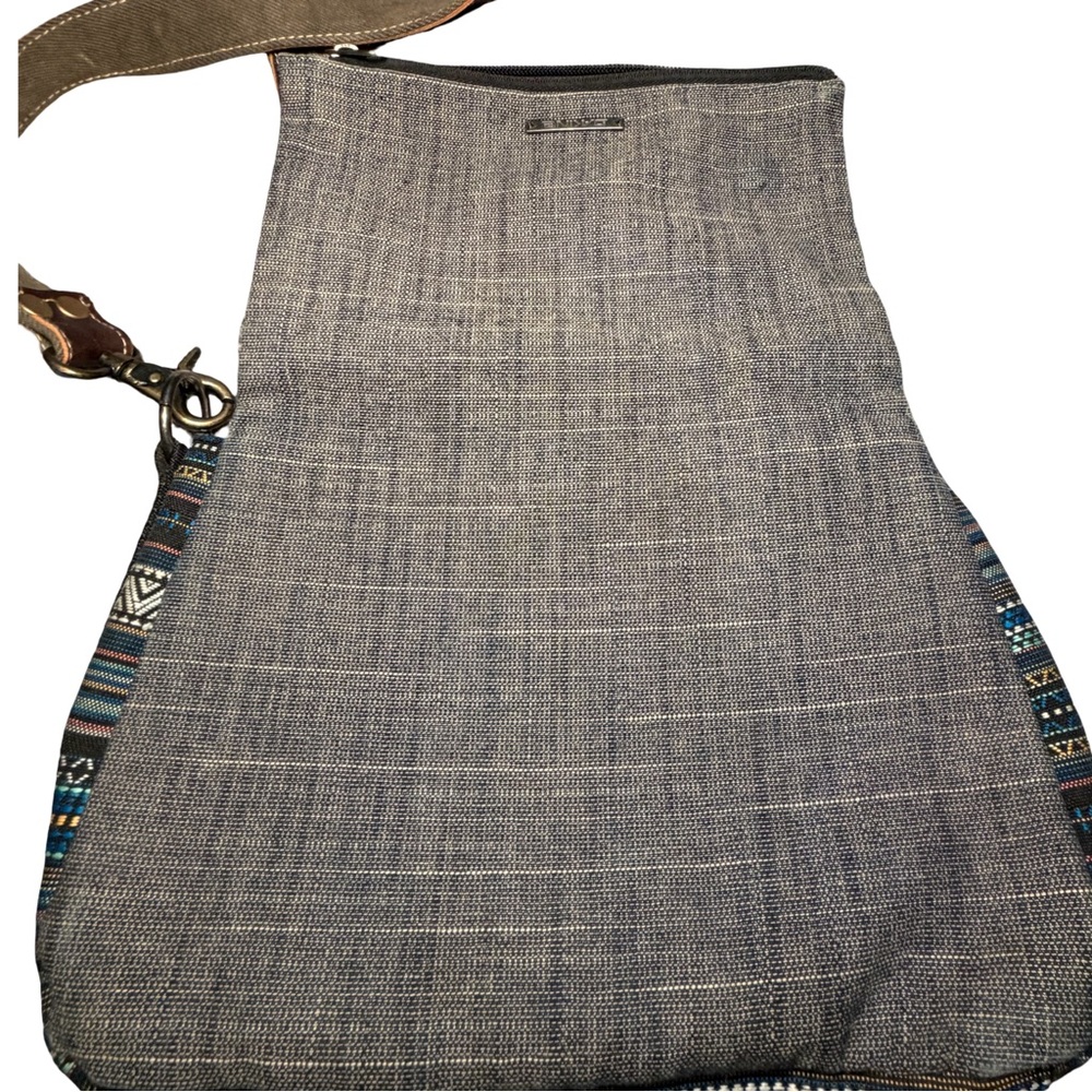 Dakine Jodi Vintage Stylish Striped Crossbody Bag - Picture 9 of 13
